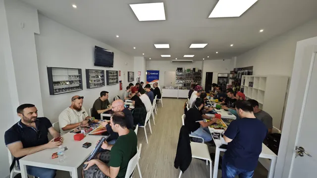CardCrack - Tu tienda de TCG y coleccionismo deportivo