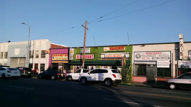 Pasteleria Y Panaderia El Panon Bakery