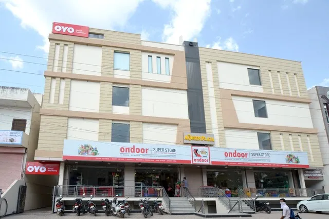 OYO Hotel Aqueens Plaza