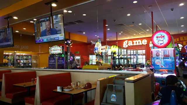 Peter Piper Pizza