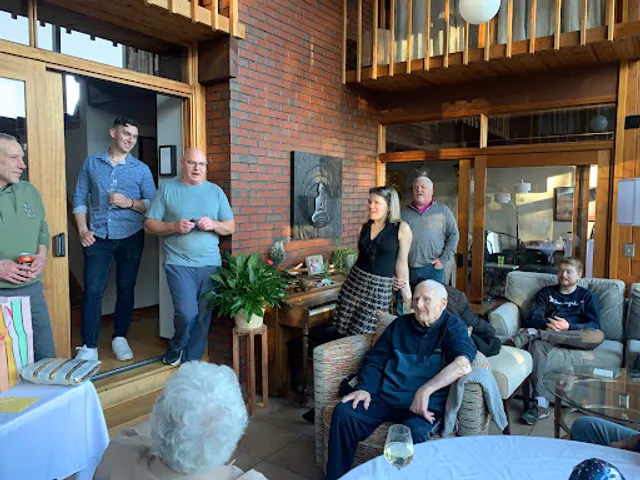 Castleton's Waterfront Dining on Cobbetts