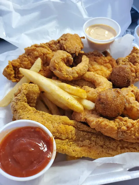 Sam's Southern Eatery