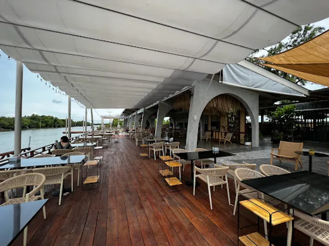 The Dishes Riverside