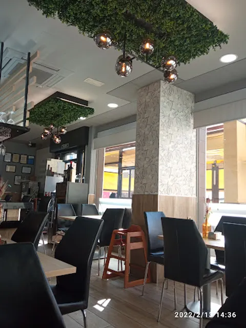 Restaurante Borneo Plaza. “Cocina de producto”.