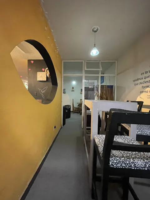 Café-bar Cultural Oscuro y Claro