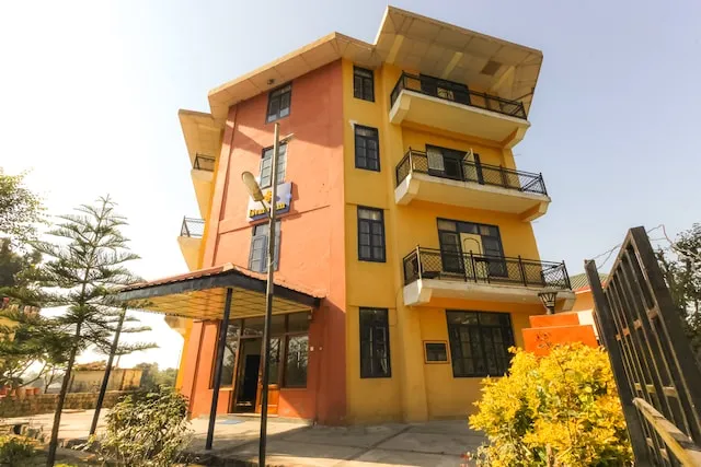 OYO Hotel Isvara Inn