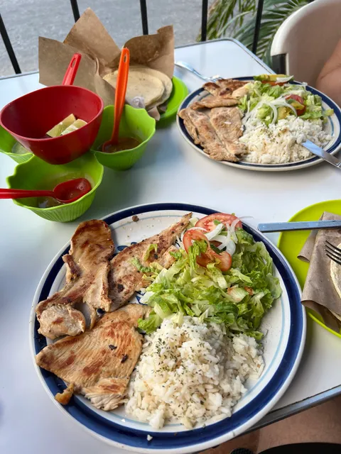 Restaurante Cockteleria "Las Palomas"