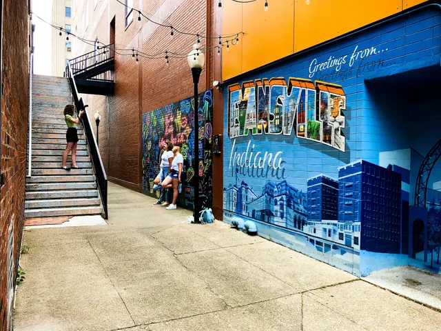 Self.e Alley (Evansville Mural Art)