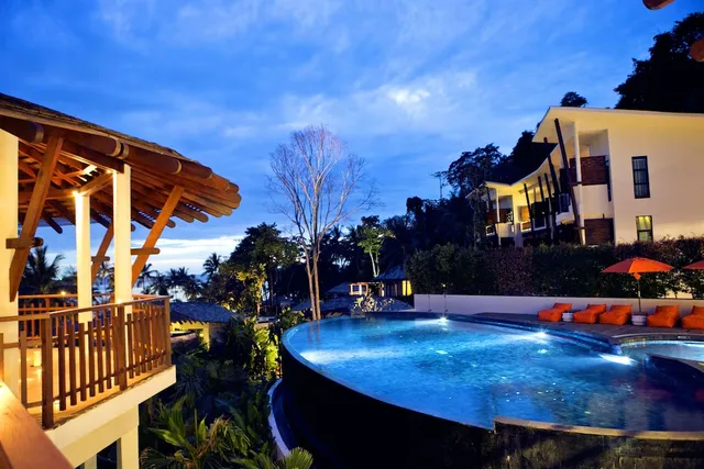 Ajinta Resort อจินตา รีสอร์ต