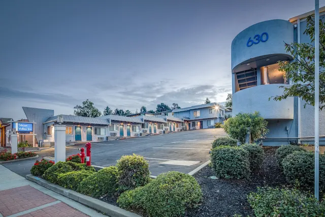 Silicon Valley Inn