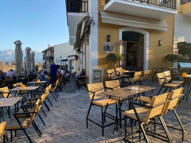 NAVE Cafe-Bar-Restaurant