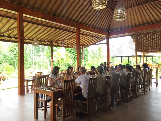 Taman Lempuyang View (IIGA)