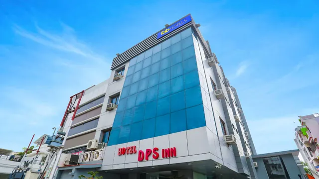 Fabhotel Dps International