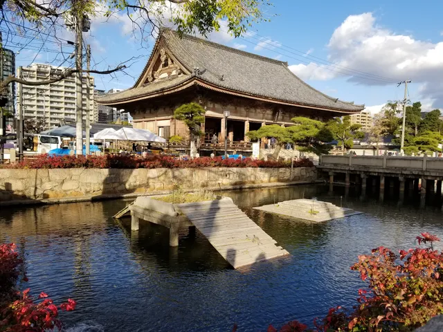 Shitenno-ji Ishibutai (Stone Stage)