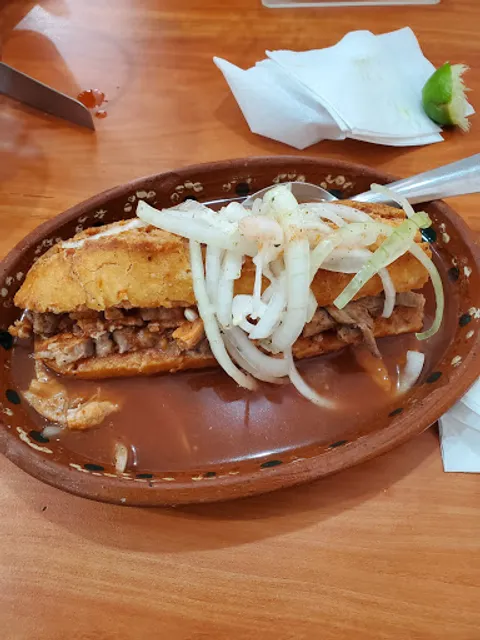 Tortas Ahogadas " El Amigazo"