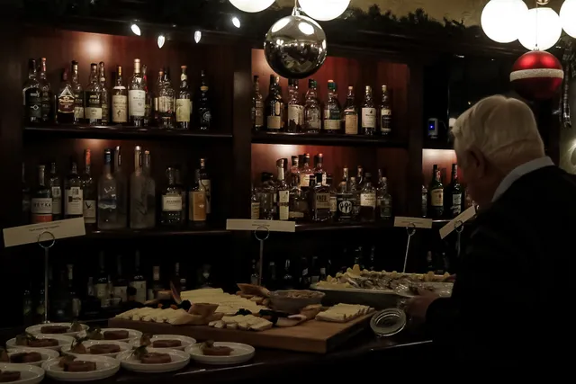 Gateways Dine and Drink