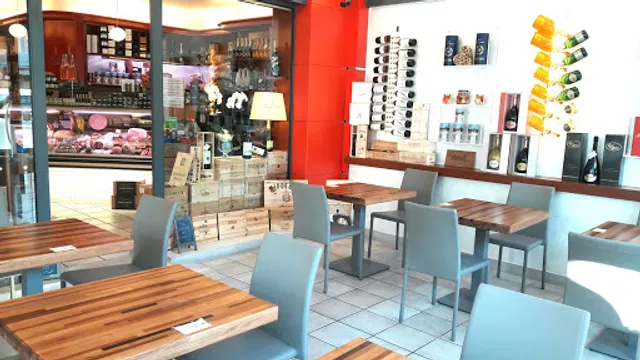 Gastronomia Enoteca La Madia