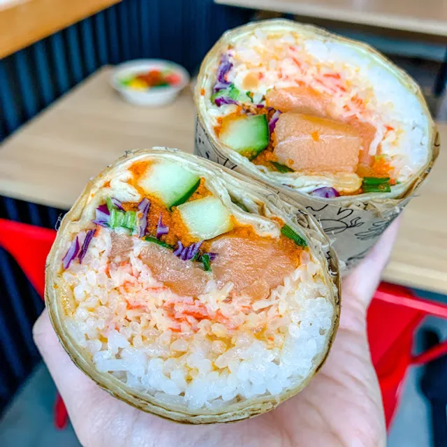 Sus Hi Eatstation - Lake Nona