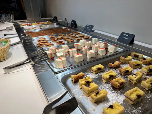 Fabbrica del Gusto | Restaurant & Grill