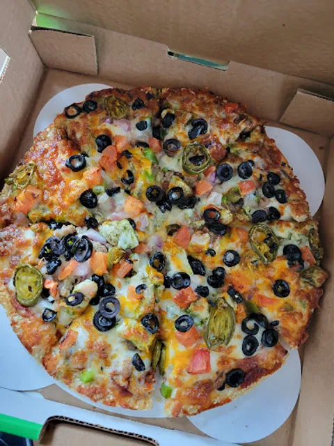 Red Swan Pizza - Red Deer North