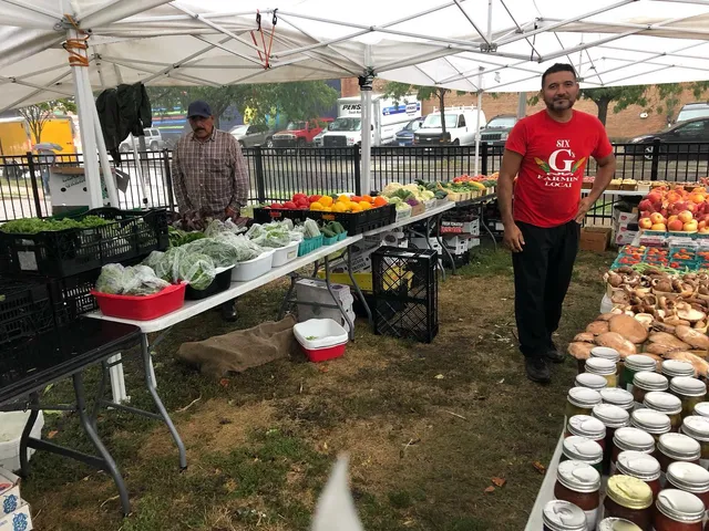Jefferson Park Sunday Market