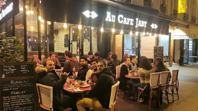 Au Café Jaby