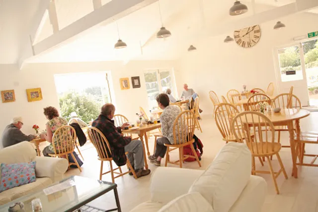 Longstone Lodge and Cafe