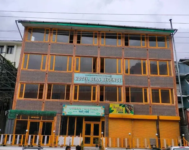 Hotel Beas regency