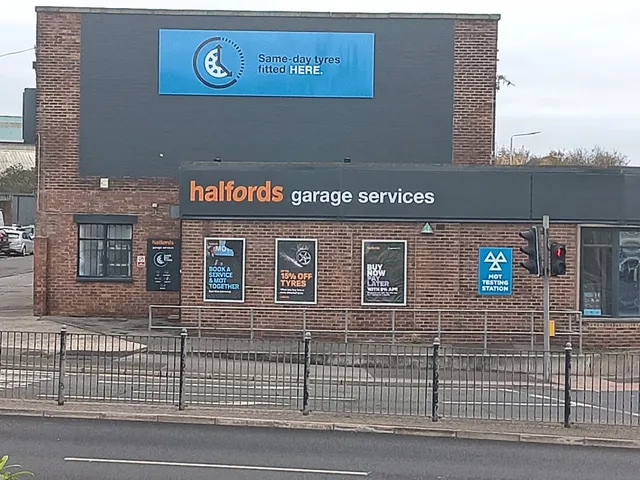 Halfords Garage Services Stockton-on-Tees