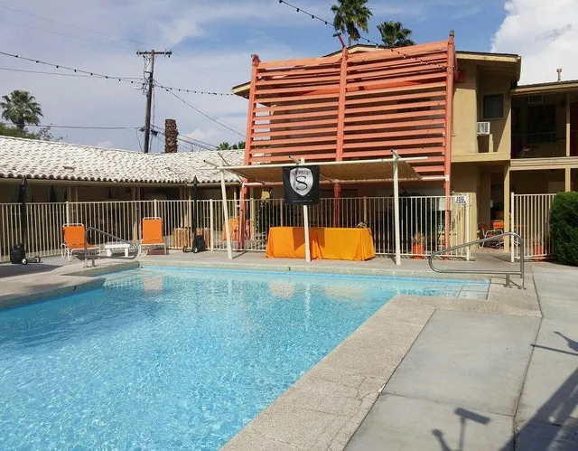 AlohaHotelPalmSprings