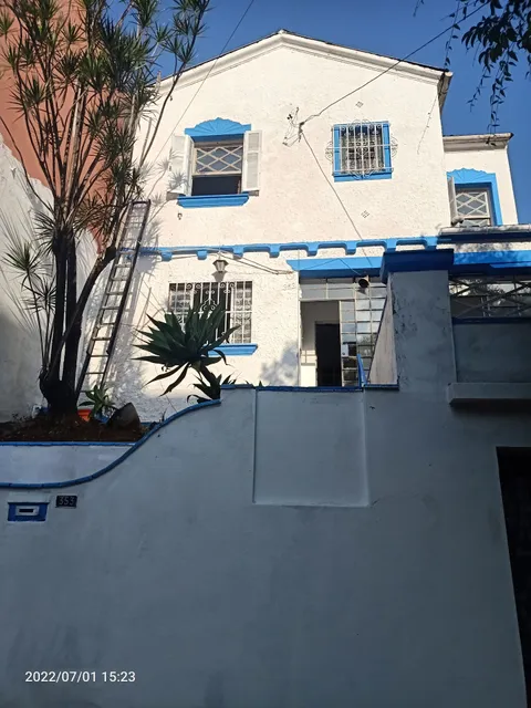 Friends forever hostel