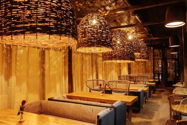 Ресторан Армянской и Европейской кухни KARAS