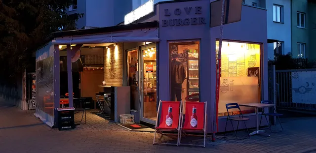 Love Burger
