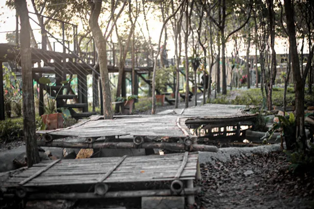 The Tree Cafe @Phophraya