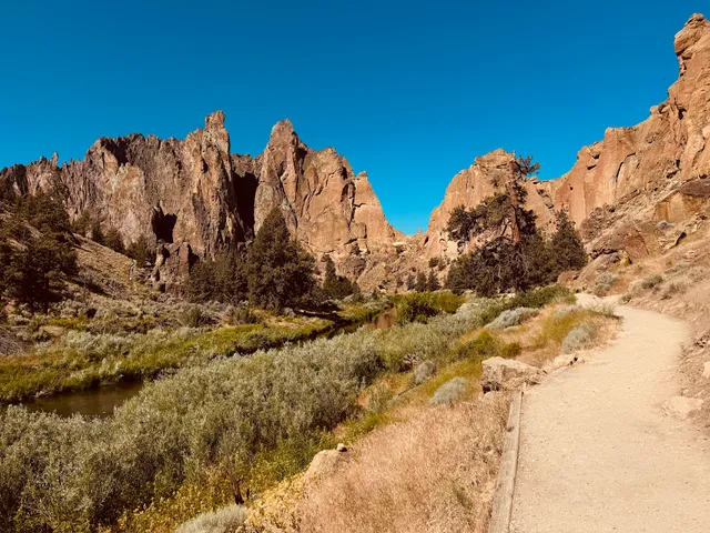 Smith Rock State Park Welcome Center