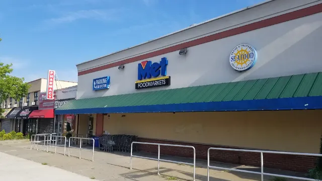 Met Food Victory Blvd