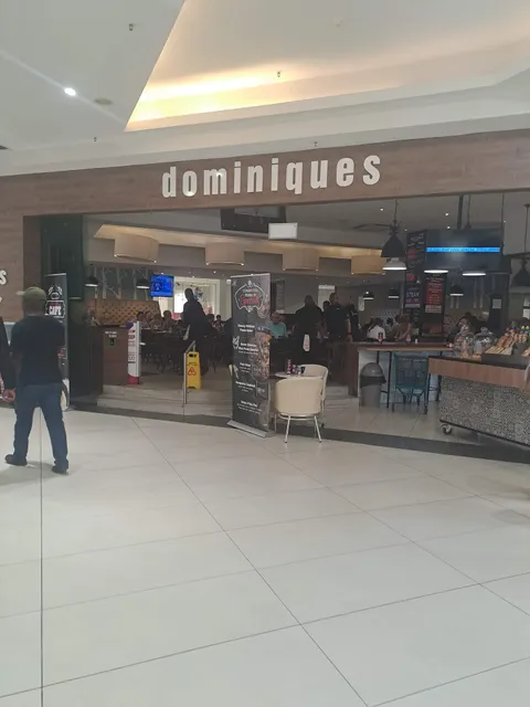 Dominiques Cafe