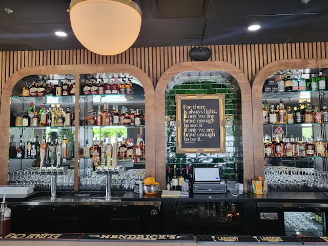 Estelle Public House