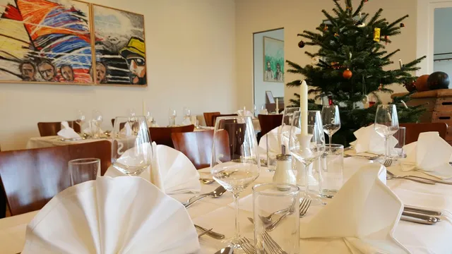 STRANDS kantine am ratzersdorfer see