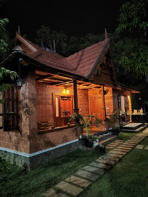 Little Chembaka Kumarakom