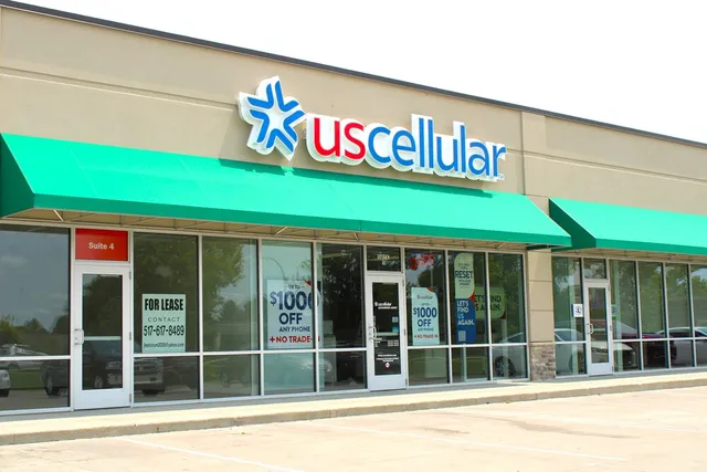 Authorized Retailer UScellular & T-Mobile