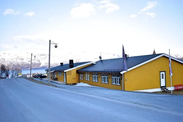 Lyngseidet Gjestegård AS