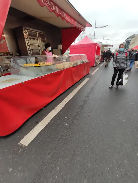 Marché du Dimanche Saint Pierre