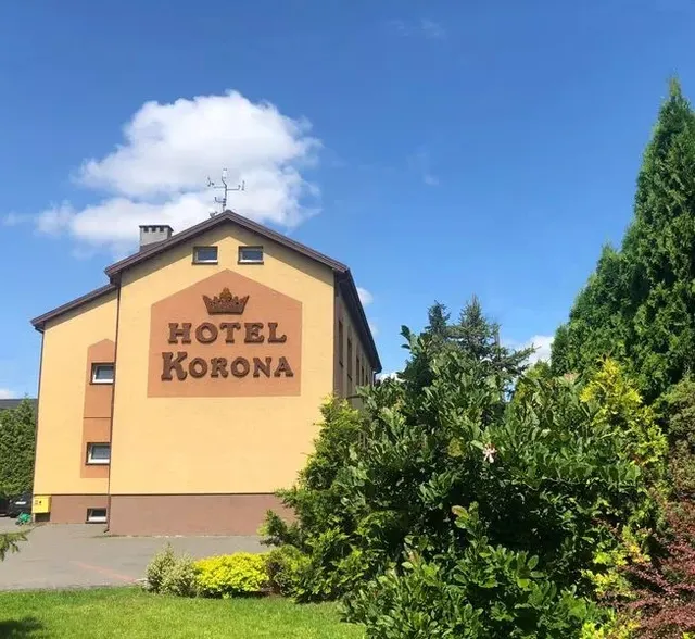 Korona. Hotelik
