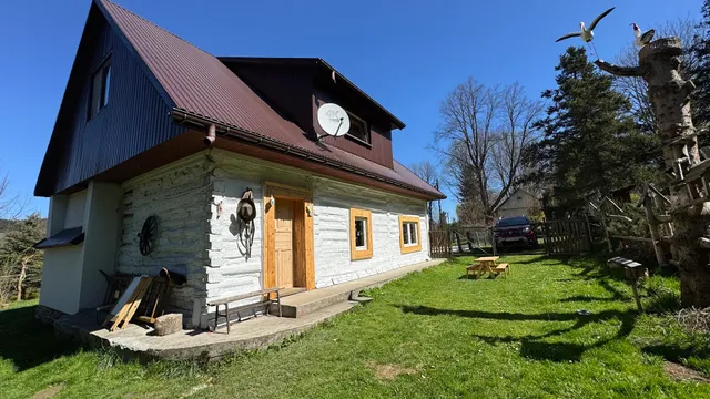 Chatka na Lipowych Wzgórzach