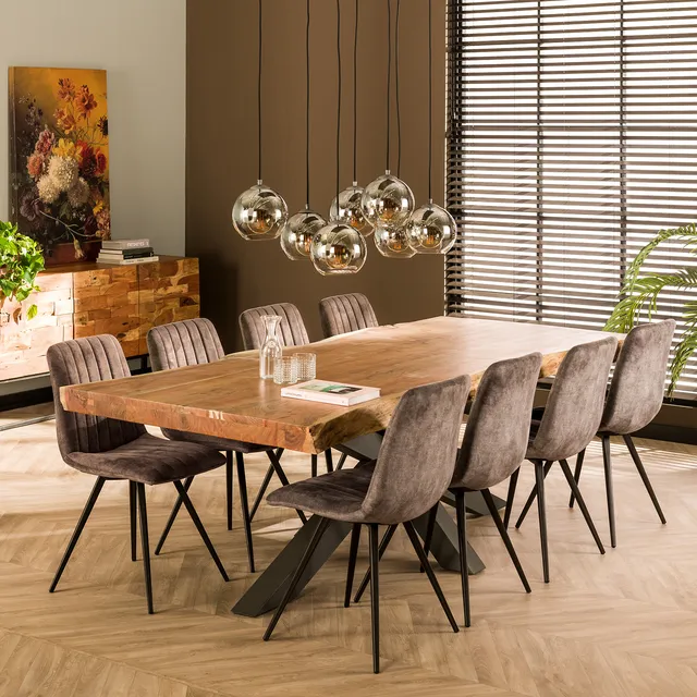 Pier Import Showroom Bordeaux