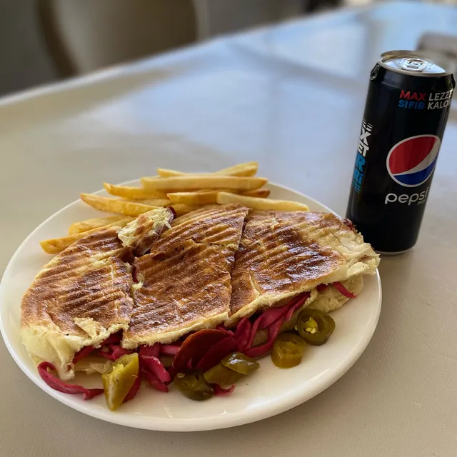 WAFFLAKİİ %100 İZMİR KUMRU-KUMPİR-WAFFLE