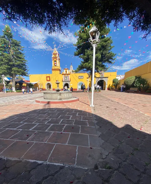 Iglesia de Santiago Momoxpan