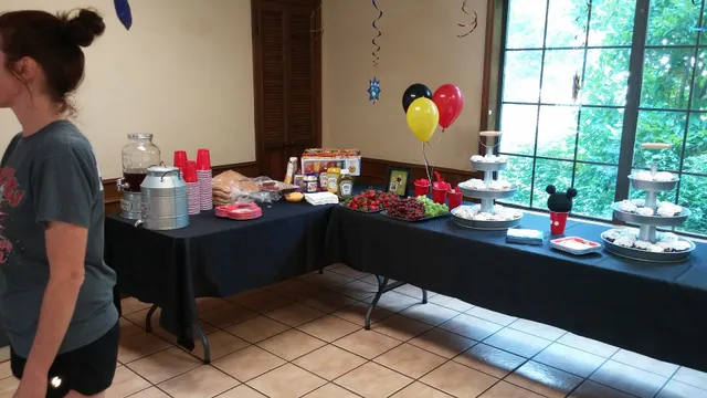 Hughes Springs Community Center