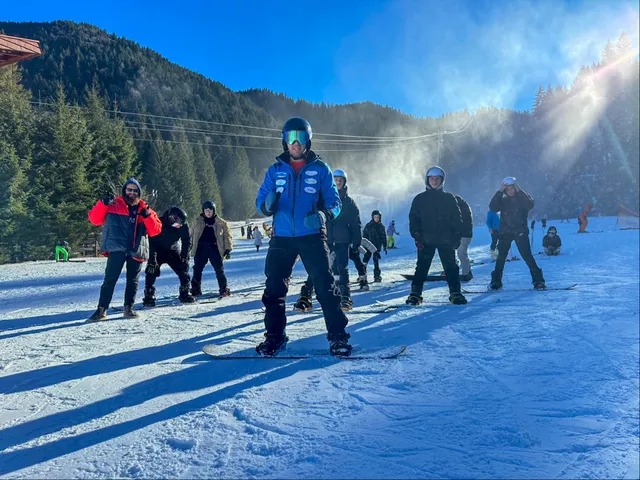 SkiLessons.ro - Clothing, Instructors, Equipment & SkiPass ❄️ 24/7